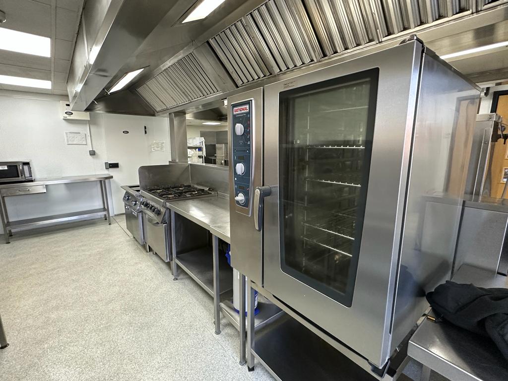 WhatsApp-Image-2023-03-23-at-18.13.12 Kitchen Deep Cleaning | DTR Commercial Cleaning London
